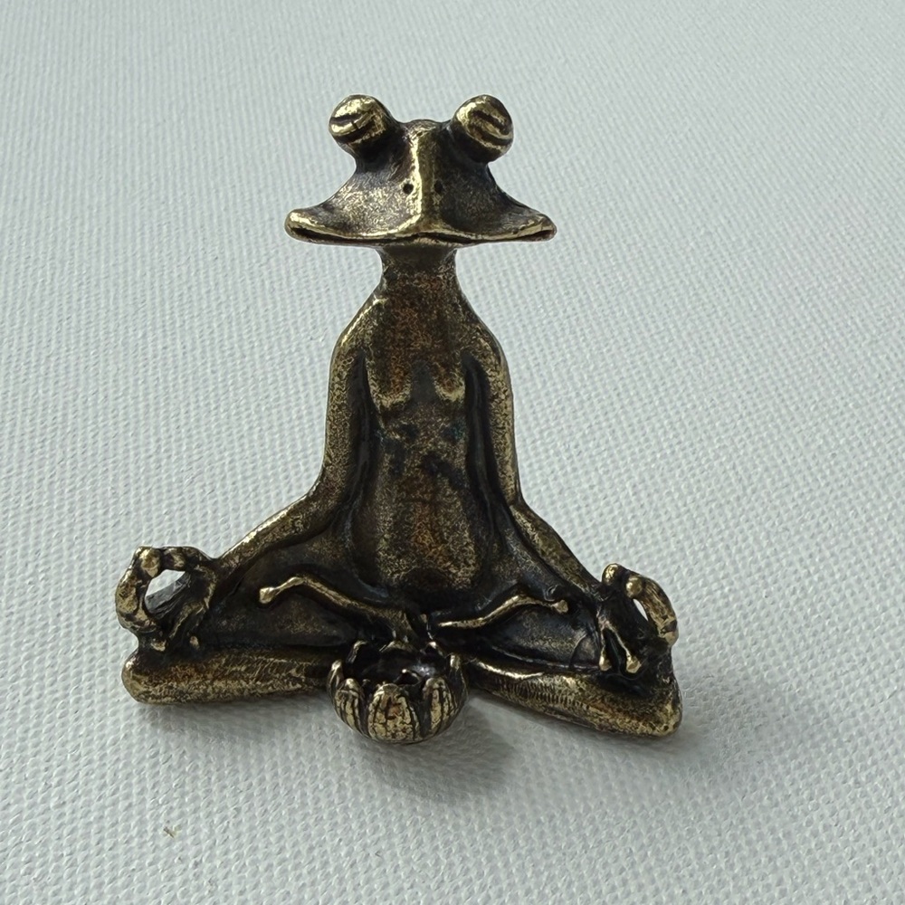 Meditation Zen Frog Statue Ornament Copper Animal Sculpture - Picture 8 of 8